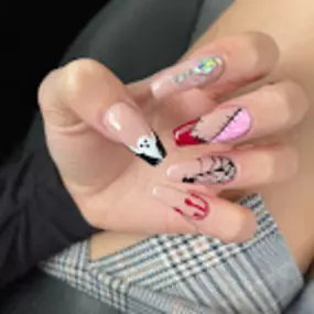 Bild von PULSE NAILS AND SPA