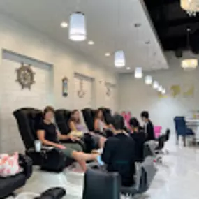 Bild von PULSE NAILS AND SPA