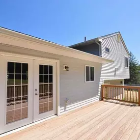Bild von New England Construction & Home Improvement LLC