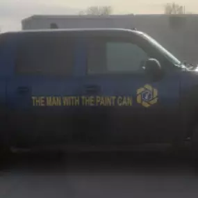Bild von The Man With The Paint Can