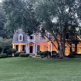 Bild von Tall Oaks Landscape Lighting