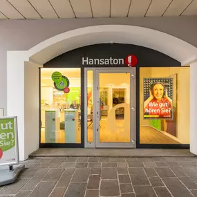 Hansaton Hörkompetenz-Zentrum Dr.-Adalbert-Heinrich-Straße 1, Fürstenfeld, Frontansicht