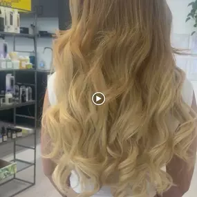 Bild von ShineTress Hair Extensions NYC Studio