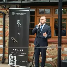 Bild von Tom Huttlestone Music
