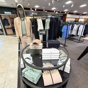 Bild von Boss Shop - Macy's Shop - Crabtree