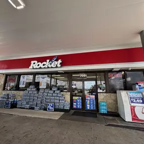 Bild von CoinFlip Bitcoin ATM - Rocket #4263 (St. Louis)