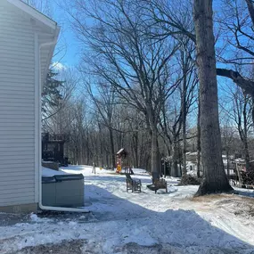 Bild von Gillis Lawn and Tree Care, LLC