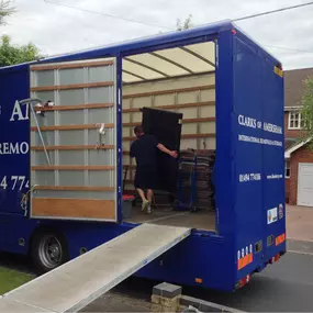 Bild von Clarks of Amersham | Removals Company | House Clearance services | Safe Storage