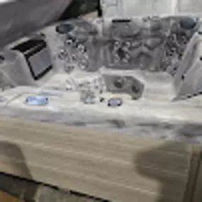 Bild von Hotter Hot Tubs