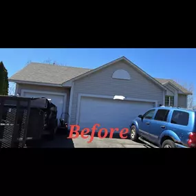 This photo shows a home in Jordan, Minnesota before Gehlen Construction installed new siding. The existing siding was visibly worn and outdated, offering limited protection and detracting from the home’s appearance.