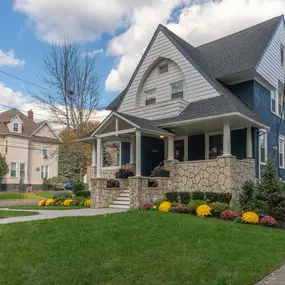 Bild von FloroStone Realty Inc.