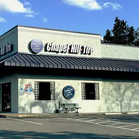 Bild von Chapel Hill Tire - Apex