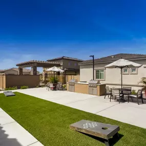 BBQ Pit and Cornhole - Avilla Lehi Crossing