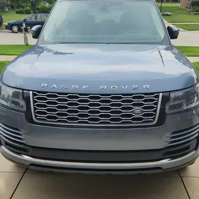 Bild von Skyview Auto Glass Walled Lake