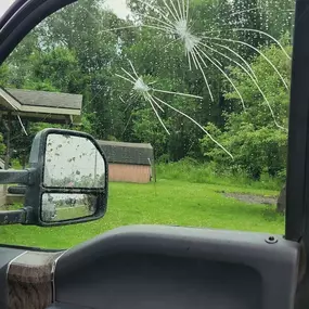 Bild von Skyview Auto Glass Walled Lake