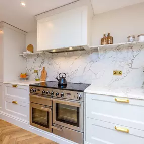 Bild von Aviva Stone South East Ltd