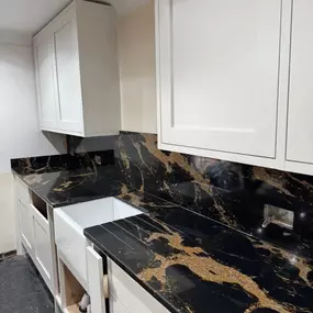 Bild von Aviva Stone South East Ltd