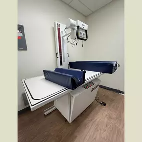 Green Family Veterinary Practice, Vet in Warrenville, IL - Interior X-ray room