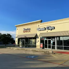 Storefront at Stanton Optical Store in Port Arthur, TX 77640