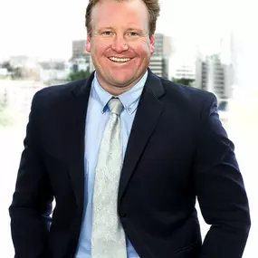 Attorney Rob Henry Headshot