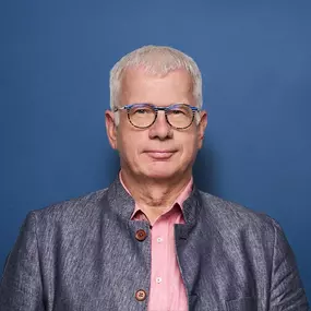 Hauptvertreter Henning Bävenroth