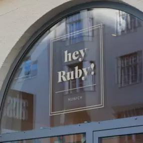 Bild von hey Ruby!