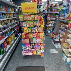 Bild von DHL Express Service Point (Bottle and Basket - iPayOn)