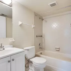 Bild von Vantage Pointe West Apartment Homes