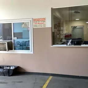 Bild von S&A General Auto Repair and Bodywork Shop