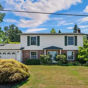 Bild von Christina Hamilton, REALTOR | Re/Max Equity Group