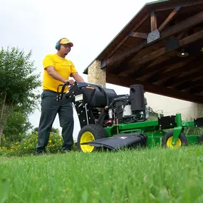 Bild von The Grounds Guys of Flower Mound - Highland Village