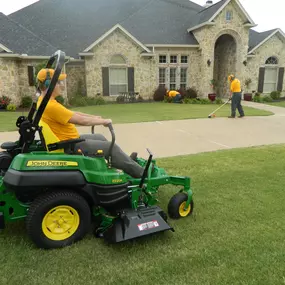 Bild von The Grounds Guys of Flower Mound - Highland Village