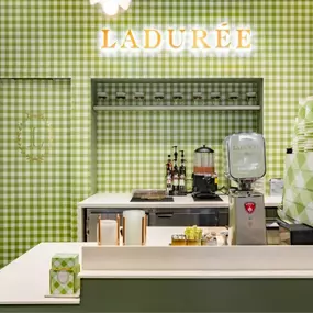 Ladurée Hudson Yards Coffee Shop