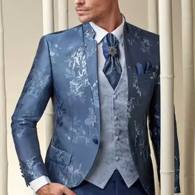 Bild von STINA • JON • RIGA | Swiss Wedding Fashion Lyss