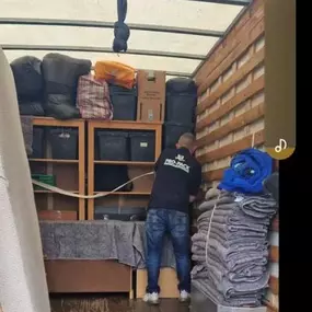 Bild von Pro-Pack Removals & Logistics