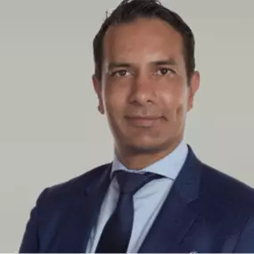 Amar started his legal career in 1999, in the Arlington office of Bailey & Galyen, P.C. He practiced personal injury litigation, family law, and immigration law. In 2004, he started the Branch & Dhillon office in Texas and then started the Dhillon Law Firm office in McLean, Virginia.