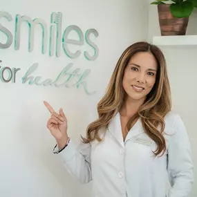 Bild von Dentist Carlsbad - Smiles For Health DDS