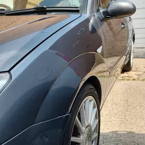 Bild von Reflexions Auto Refinishing