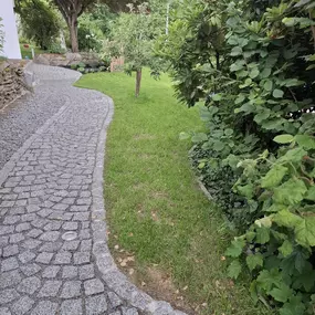 Bild von Forst- & Winterdienst, Gartenpflege Müller Michael