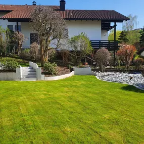 Bild von Forst- & Winterdienst, Gartenpflege Müller Michael