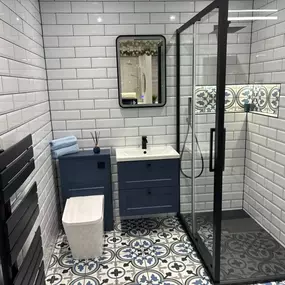 Bild von Roman Bathrooms & Tiles Supplies