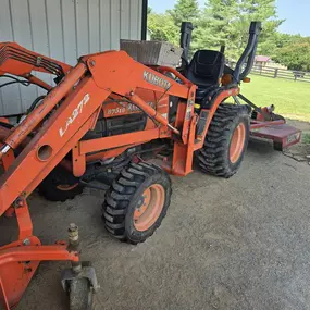 Bild von Clausen Tractor Repair