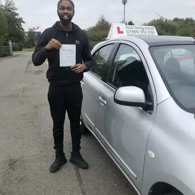 Bild von Shiraz Driving School