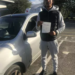 Bild von Shiraz Driving School