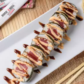 (Original or Fried) Red tuna inside, topped with spicy mayo and eel sauce