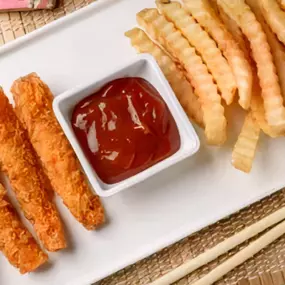 Crunchy fried shrimp and fries. Served with ketchup.