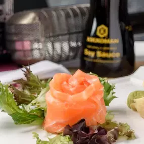 Fresh Salmon Sashimi - 4 pieces