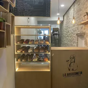hcmp323046_1846519.jpeg