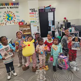 Bild von Tots Yearn To Learn 58th Street