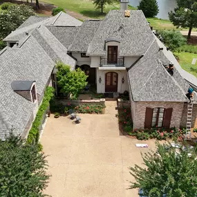 Bild von Brown's Roofing